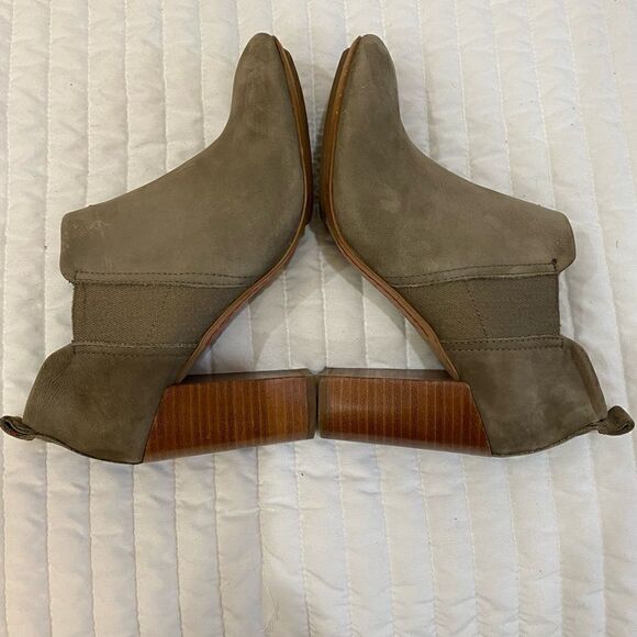 ED Ellen Degeneres Mahoney Heel Booties Women Size 7.5 - Picture 5 of 8